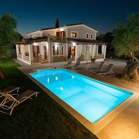別荘 Evalexia - Luxury With Private Pool Near Laganas Perfect For Groups By Mana Gers